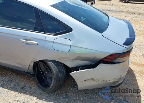 2023 Honda Accord Hybrid Sport-L z USA, uszkodzony, nr VIN 1HGCY2F78PA028396